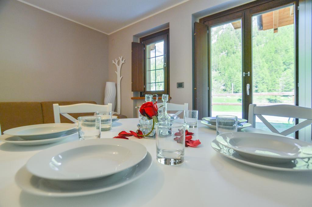 Appartamenti Residenza Anderbatt Gressoney-la-Trinité Habitación foto