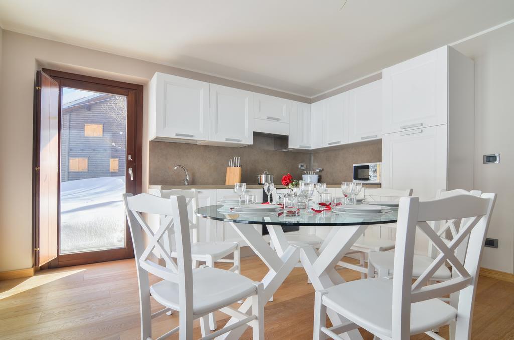 Appartamenti Residenza Anderbatt Gressoney-la-Trinité Habitación foto
