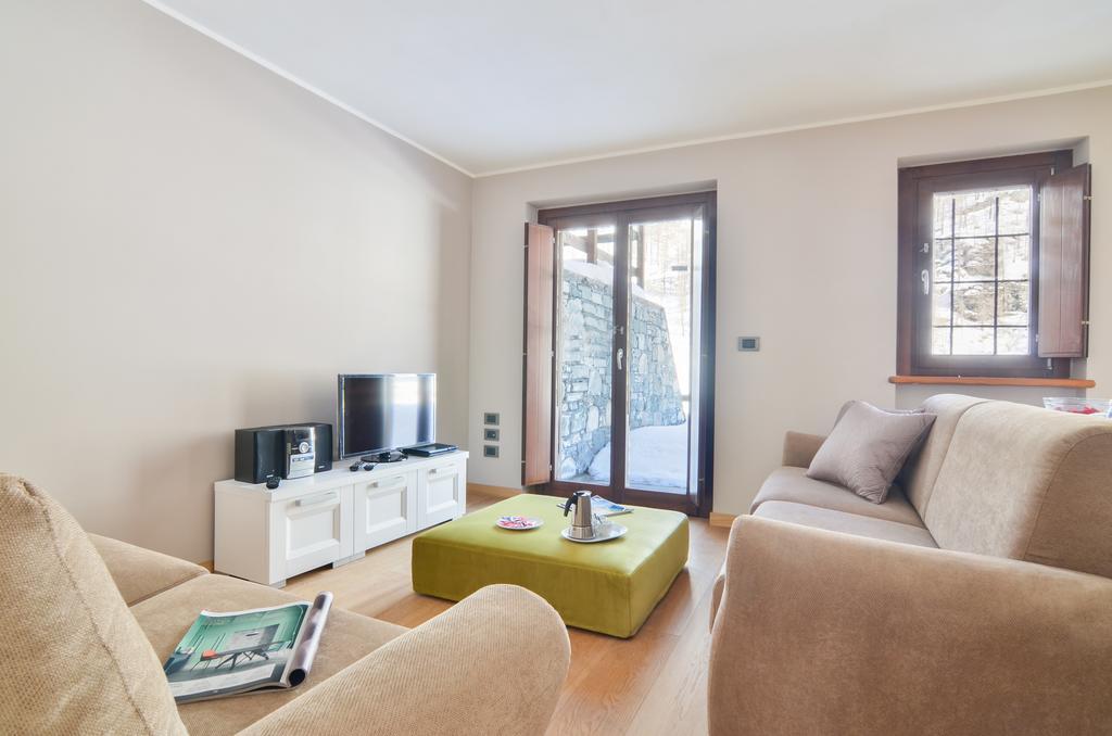 Appartamenti Residenza Anderbatt Gressoney-la-Trinité Habitación foto